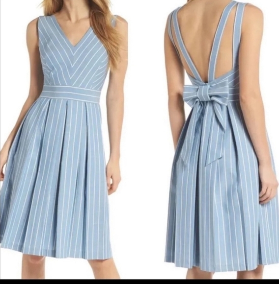 𝅺Gal Meets Glam Samantha Fit and Flare Dress - Picture 3 of 17